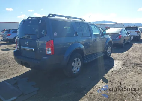 2005 Nissan Pathfinder Le z USA, uszkodzony, nr VIN 5N1AR18W25C736626